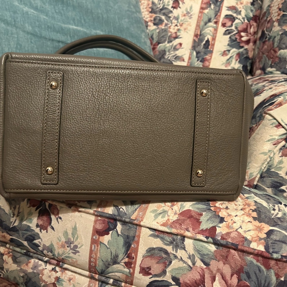 Dooney and Bourke Belvedere Large Lock Tote - Picture 3 of 8